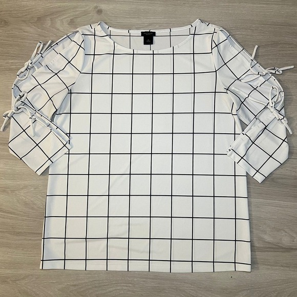 Ann Taylor Factory Tops - Ann Taylor Factory Women Grid Print Tie Sleeve Top Size Medium White Black